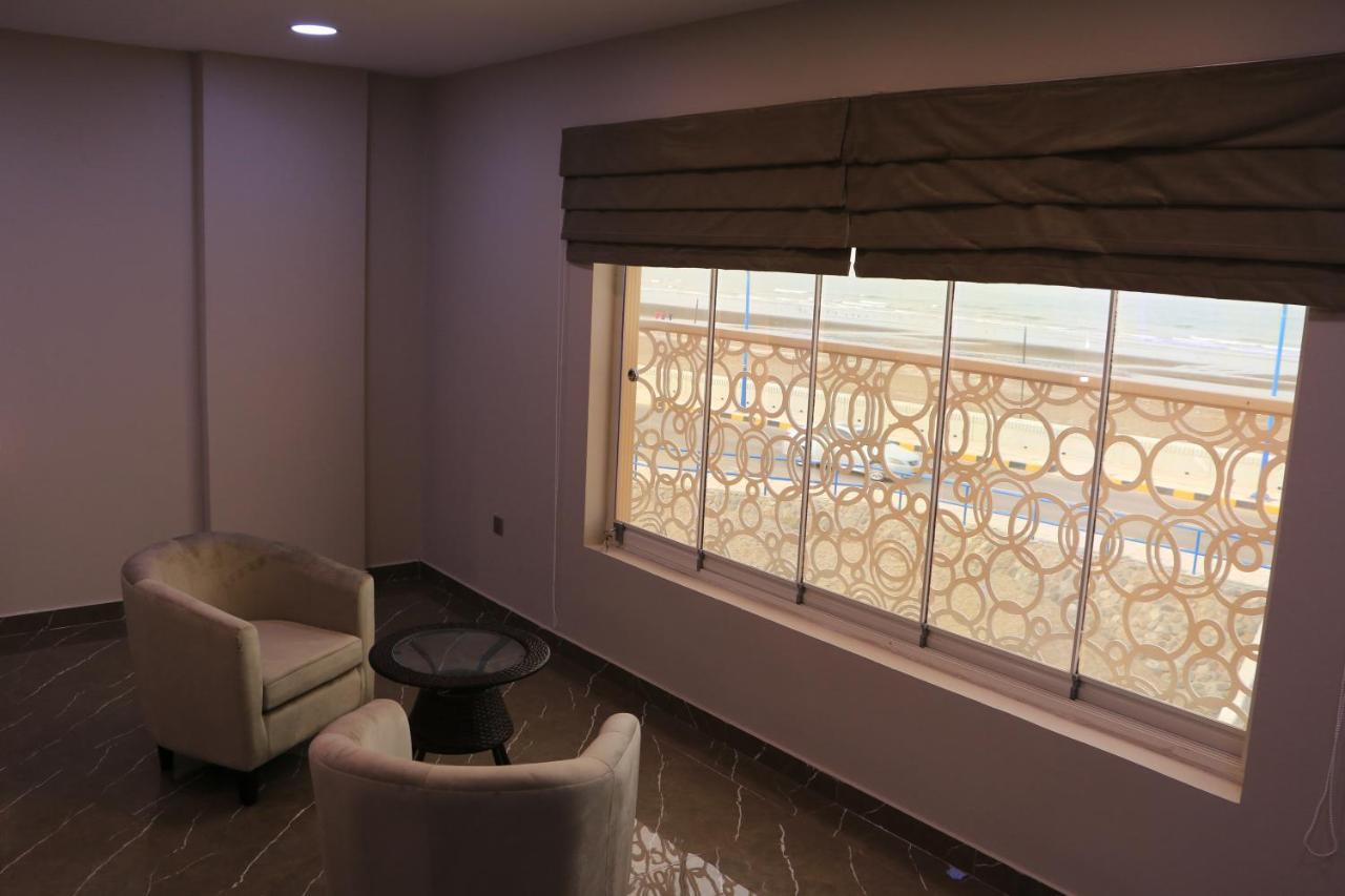 Maryana Hotel Sohar Bagian luar foto