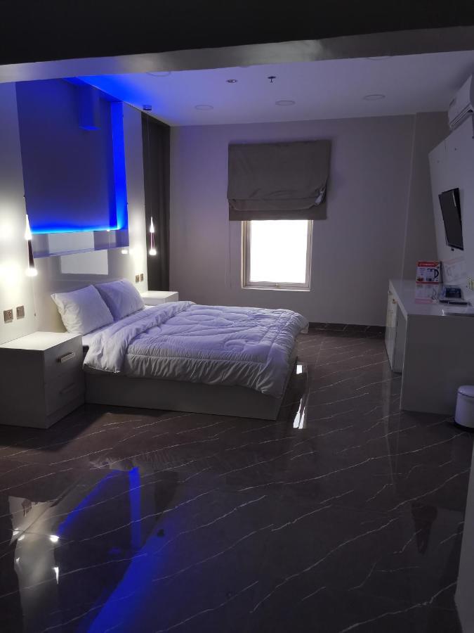 Maryana Hotel Sohar Bagian luar foto
