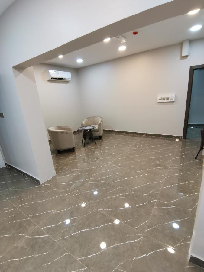 Maryana Hotel Sohar Bagian luar foto