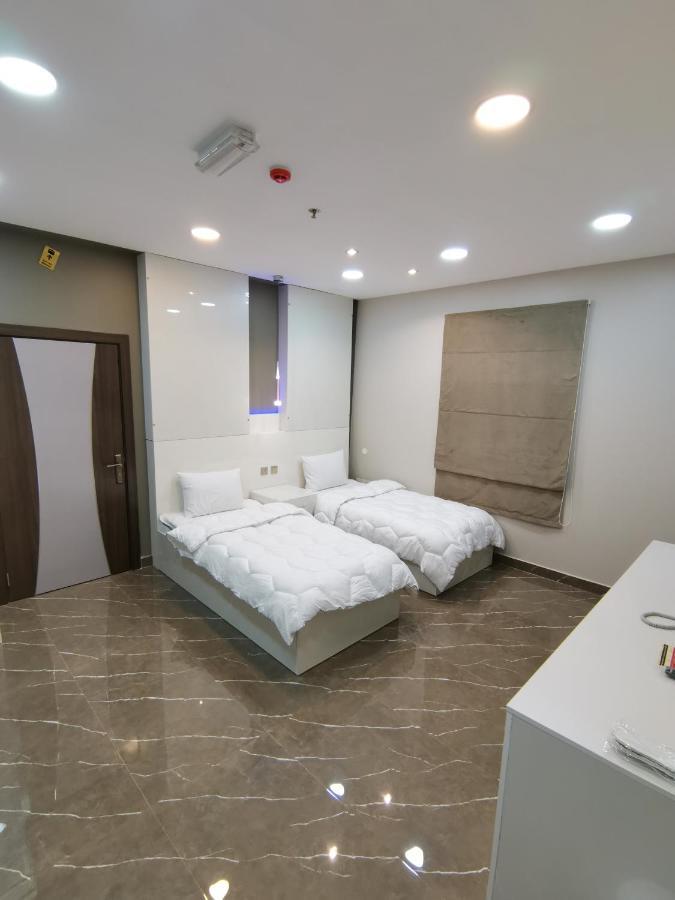 Maryana Hotel Sohar Bagian luar foto